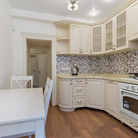 Deribasivska 10 Luxury Apartment Одеса Екстериор снимка