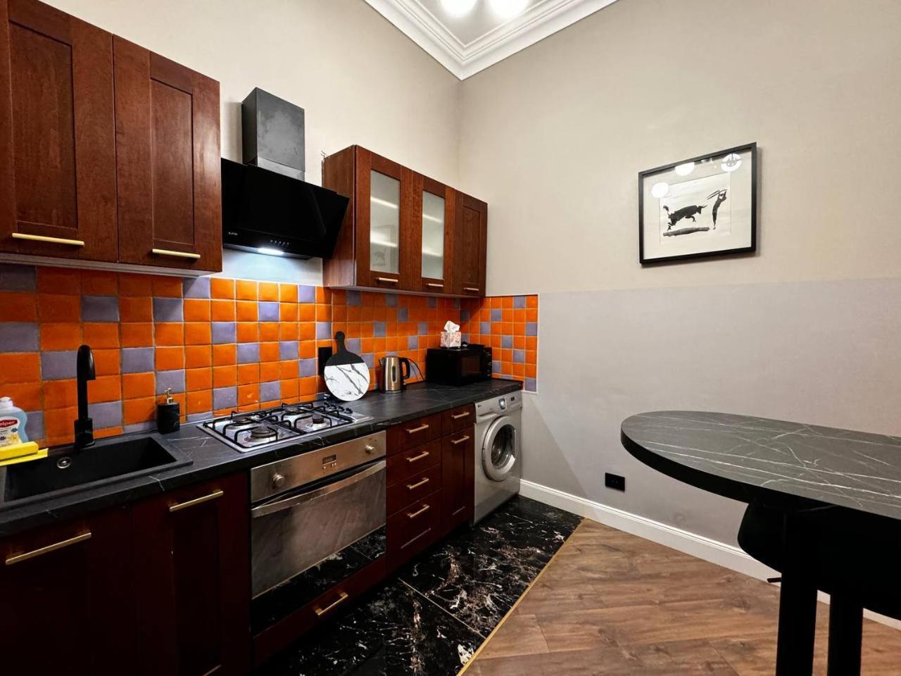 Deribasivska 10 Luxury Apartment Одеса Екстериор снимка